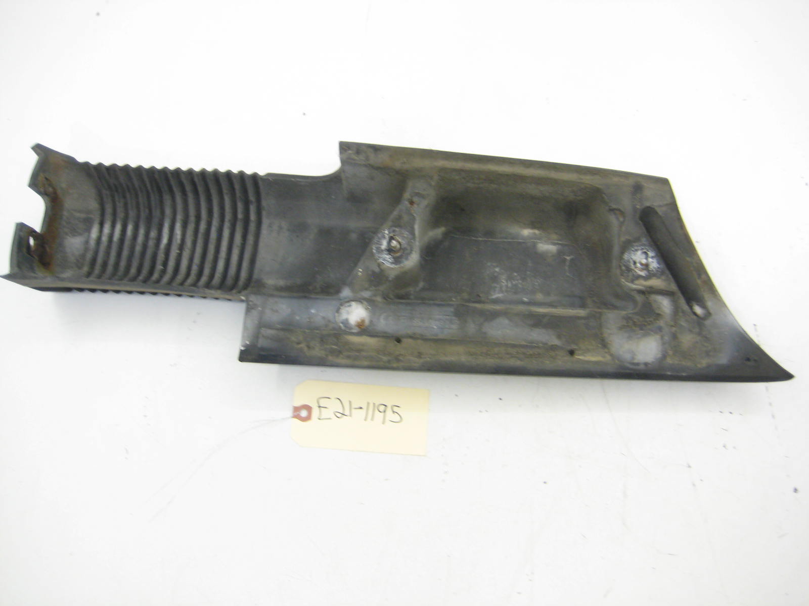 Right Rear Side Bumper Trim