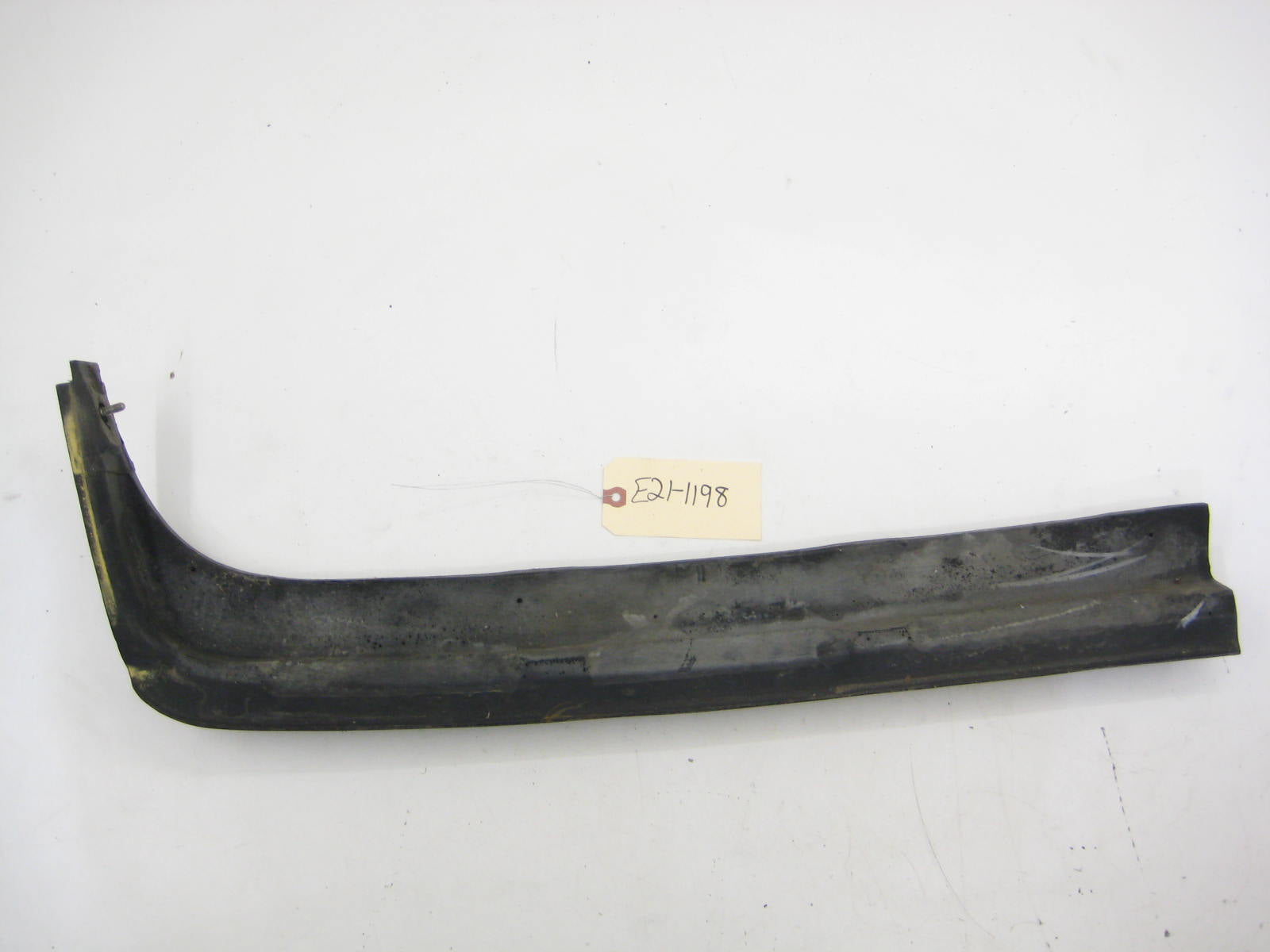Right Rear Above Bumper Trim