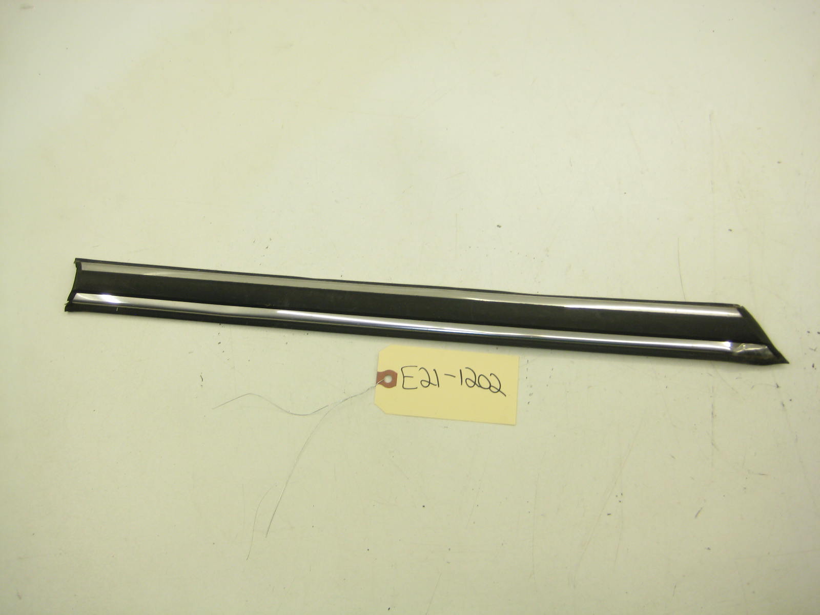 Right Rear Quarter Bump Trim