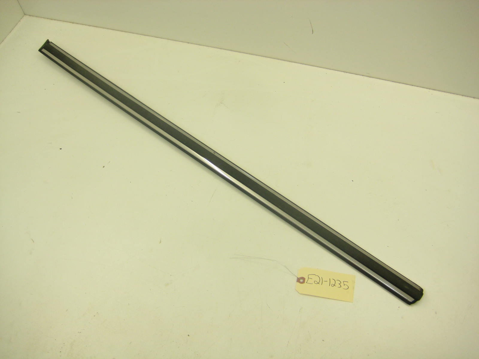Passenger Right Door Knee Bump Trim
