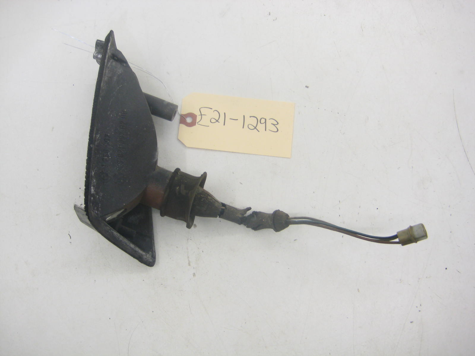 Right Passenger Front Blinker Housing