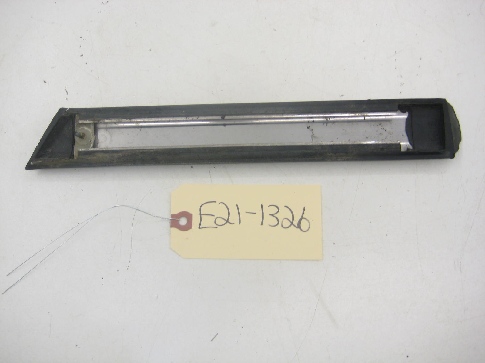 Left Drivers Fender Knee Bump Trim