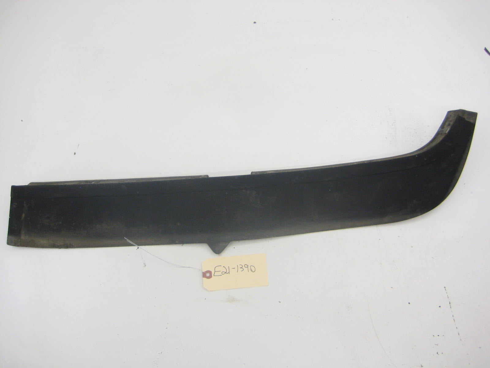 Left Drivers Front Bumper Trim