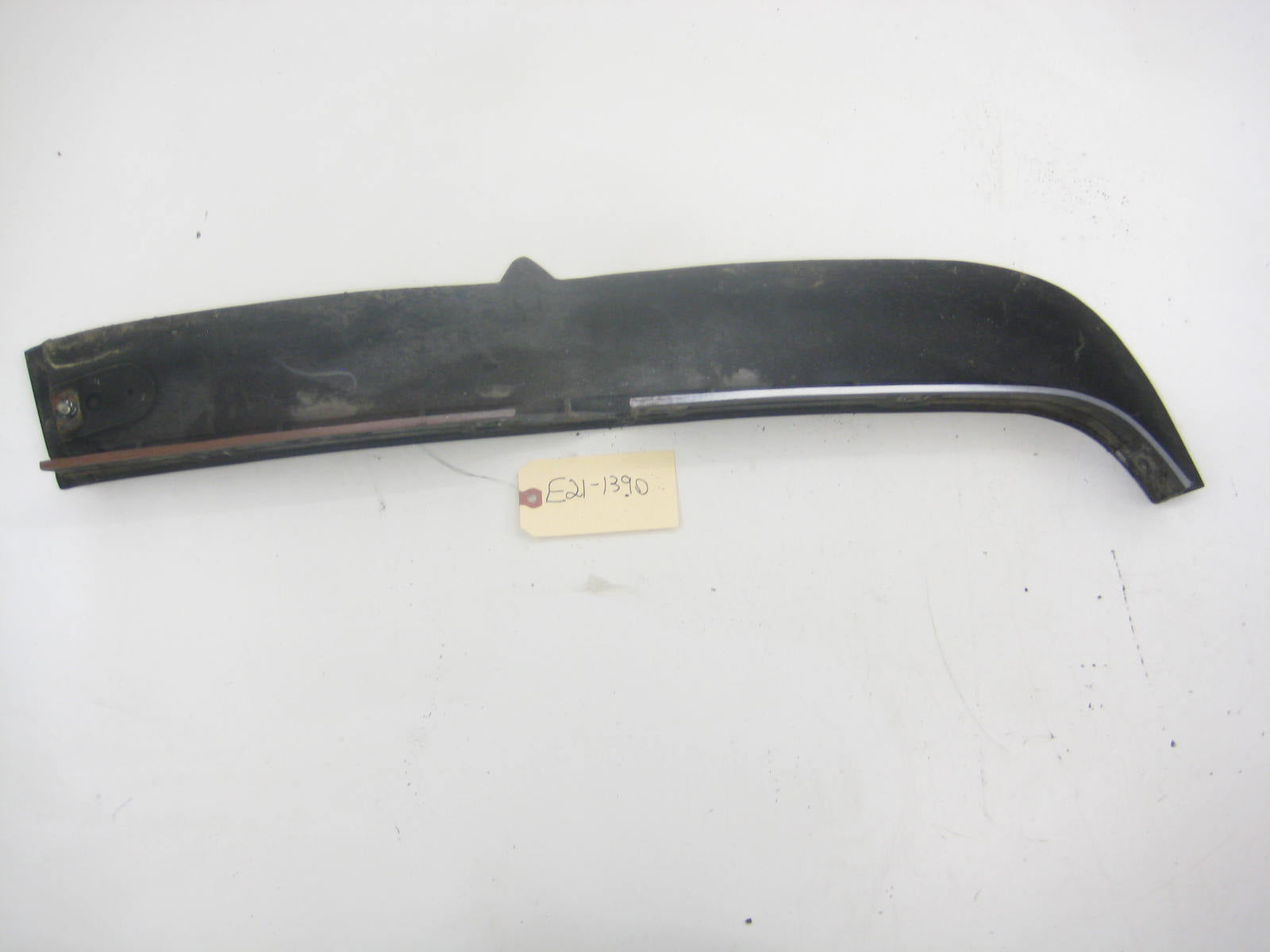 Left Drivers Front Bumper Trim