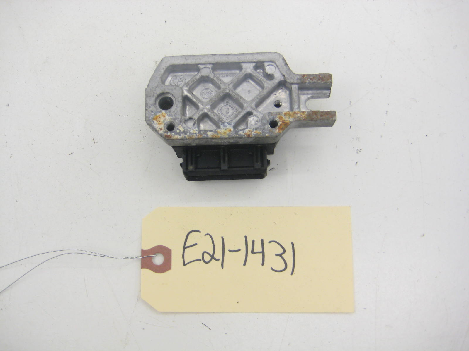M10 318 Ignition Module