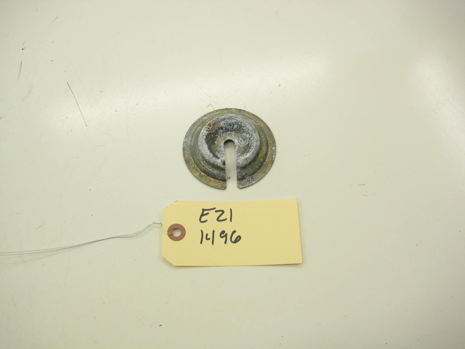 Spare Tire Hold Down Plate Classic Daily