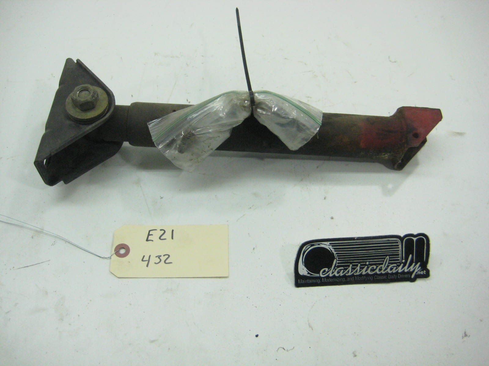 bmw e21 320 left front bumper shock