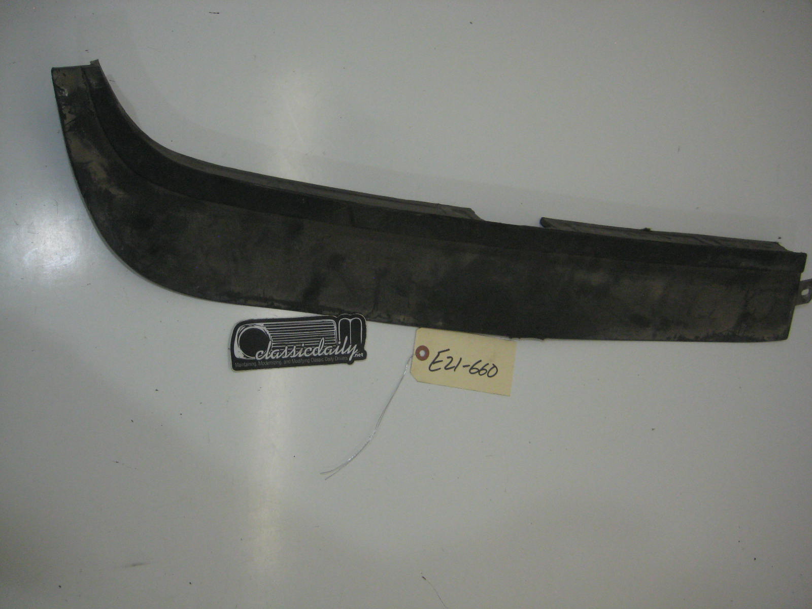 bmw e21 320 passenger front upper bumper trim cover