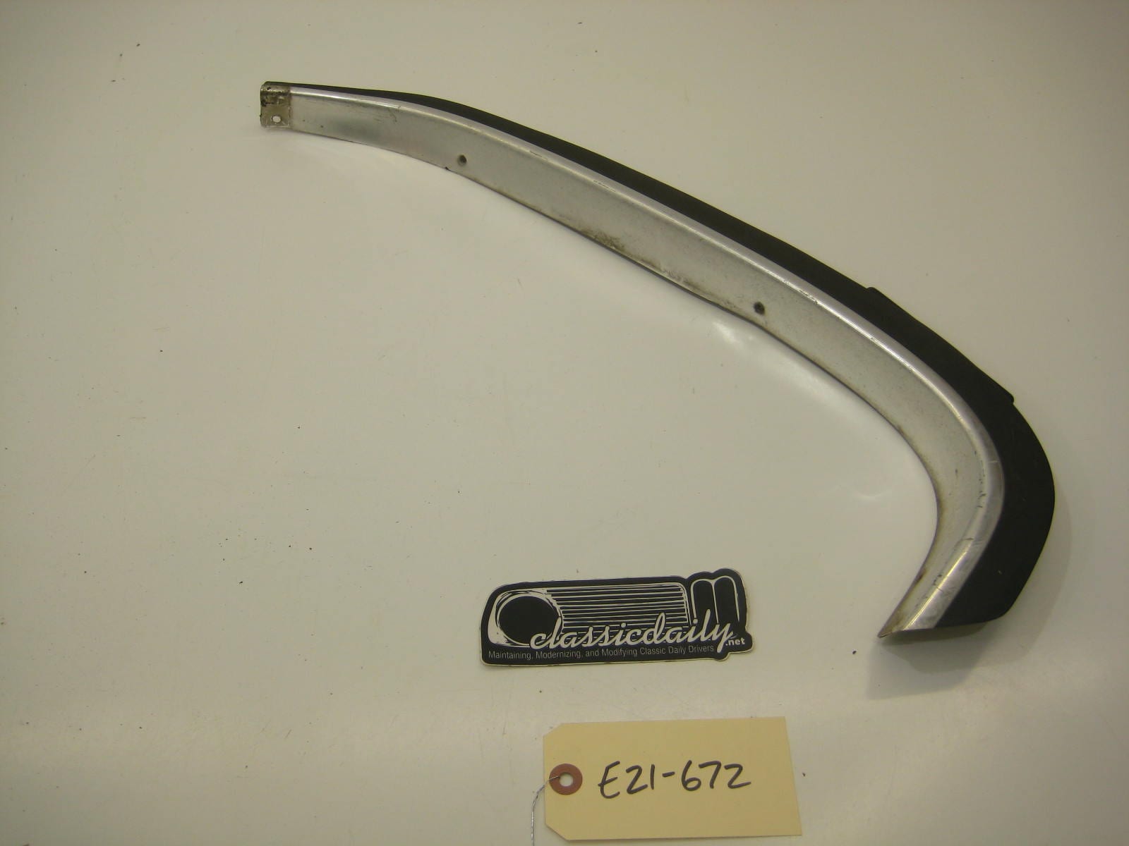 bmw e21 320 driver left rear window trim 2