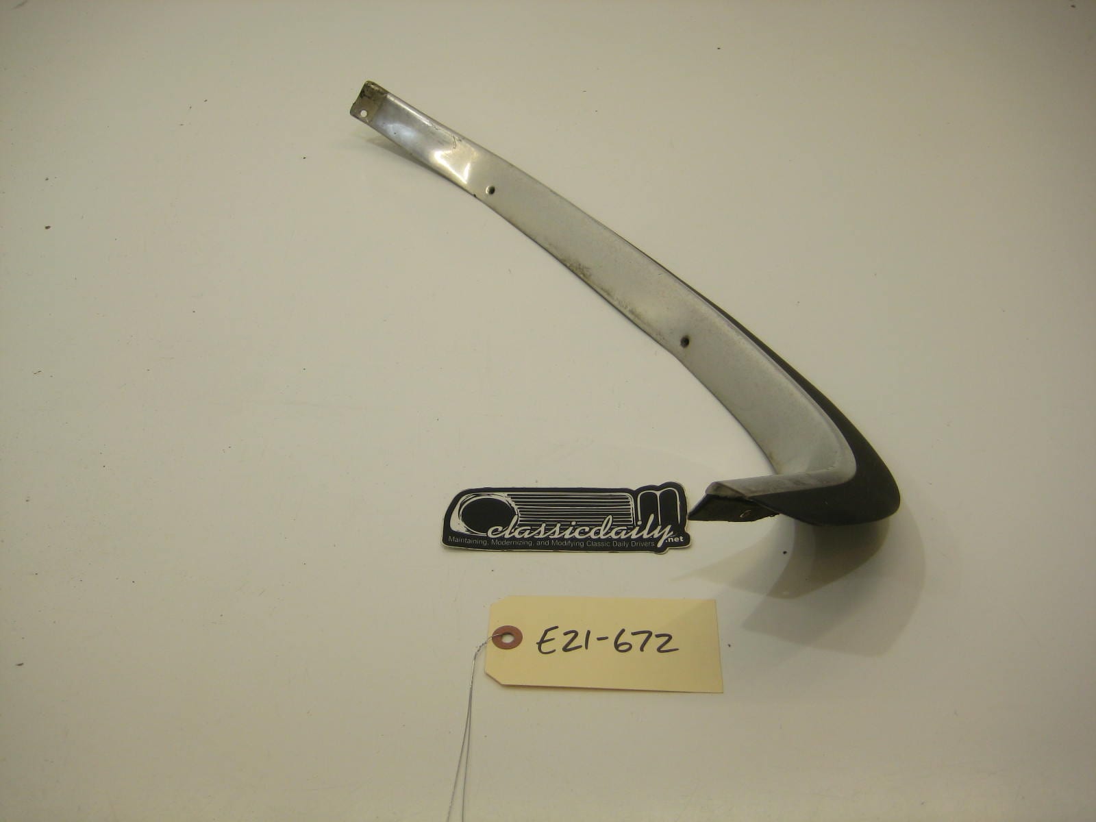 bmw e21 320 driver left rear window trim 2