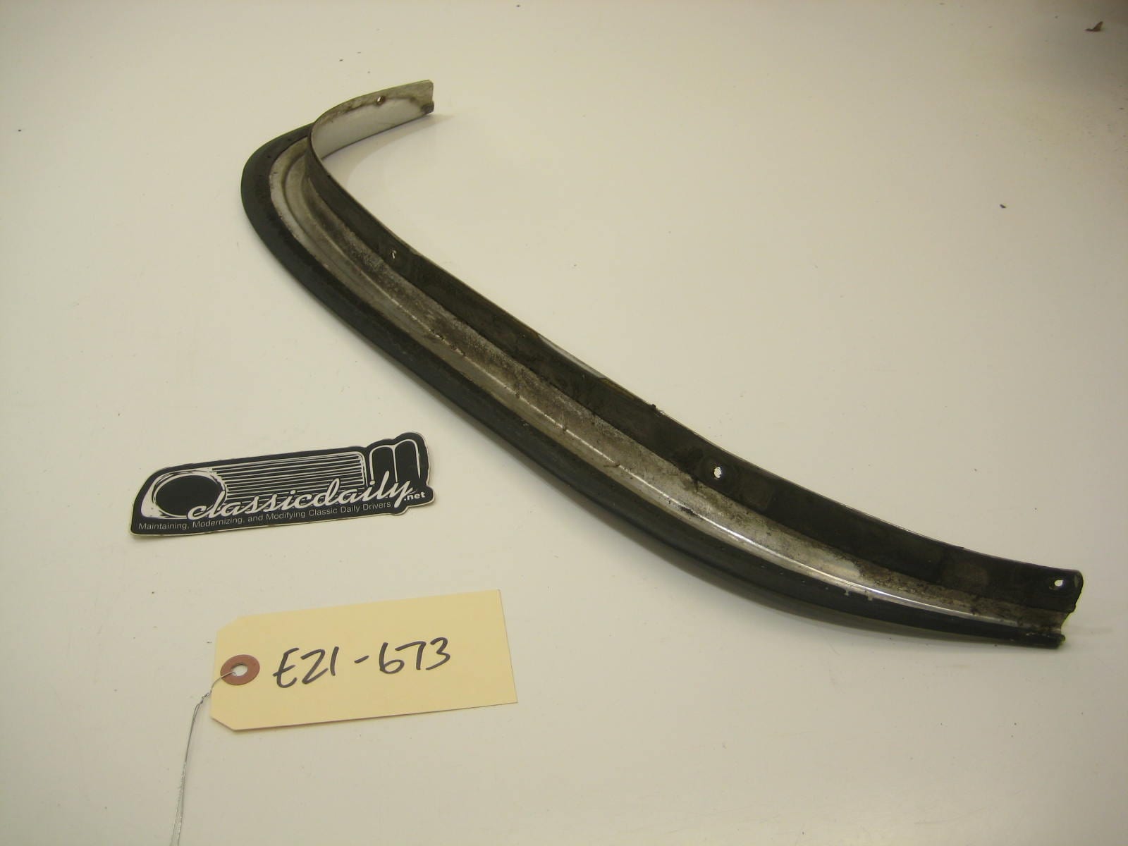 bmw e21 320 passenger right rear window trim 2