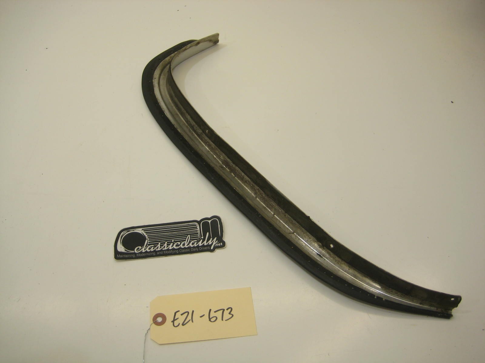 bmw e21 320 passenger right rear window trim 2