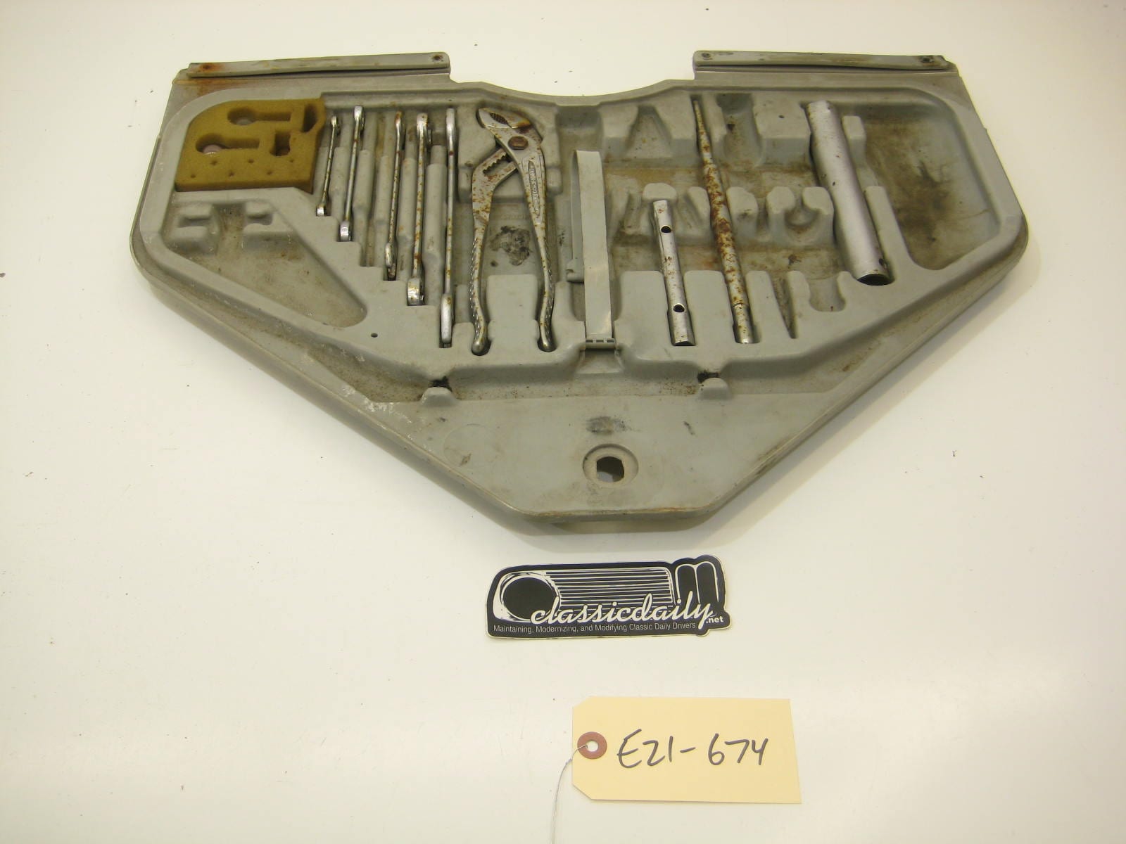 bmw e21 320 large tool kit 2