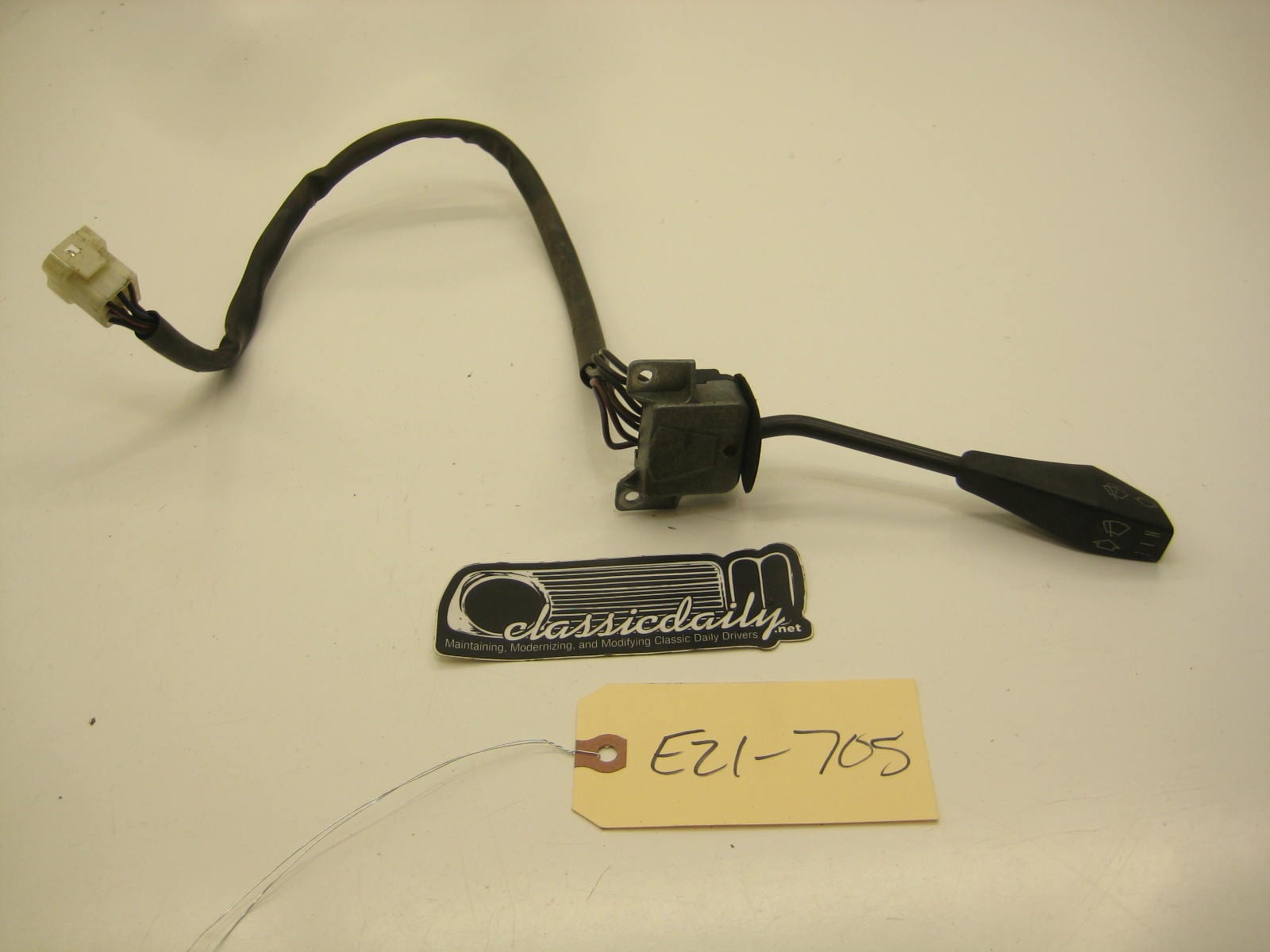 bmw e21 320 passenger right armrest