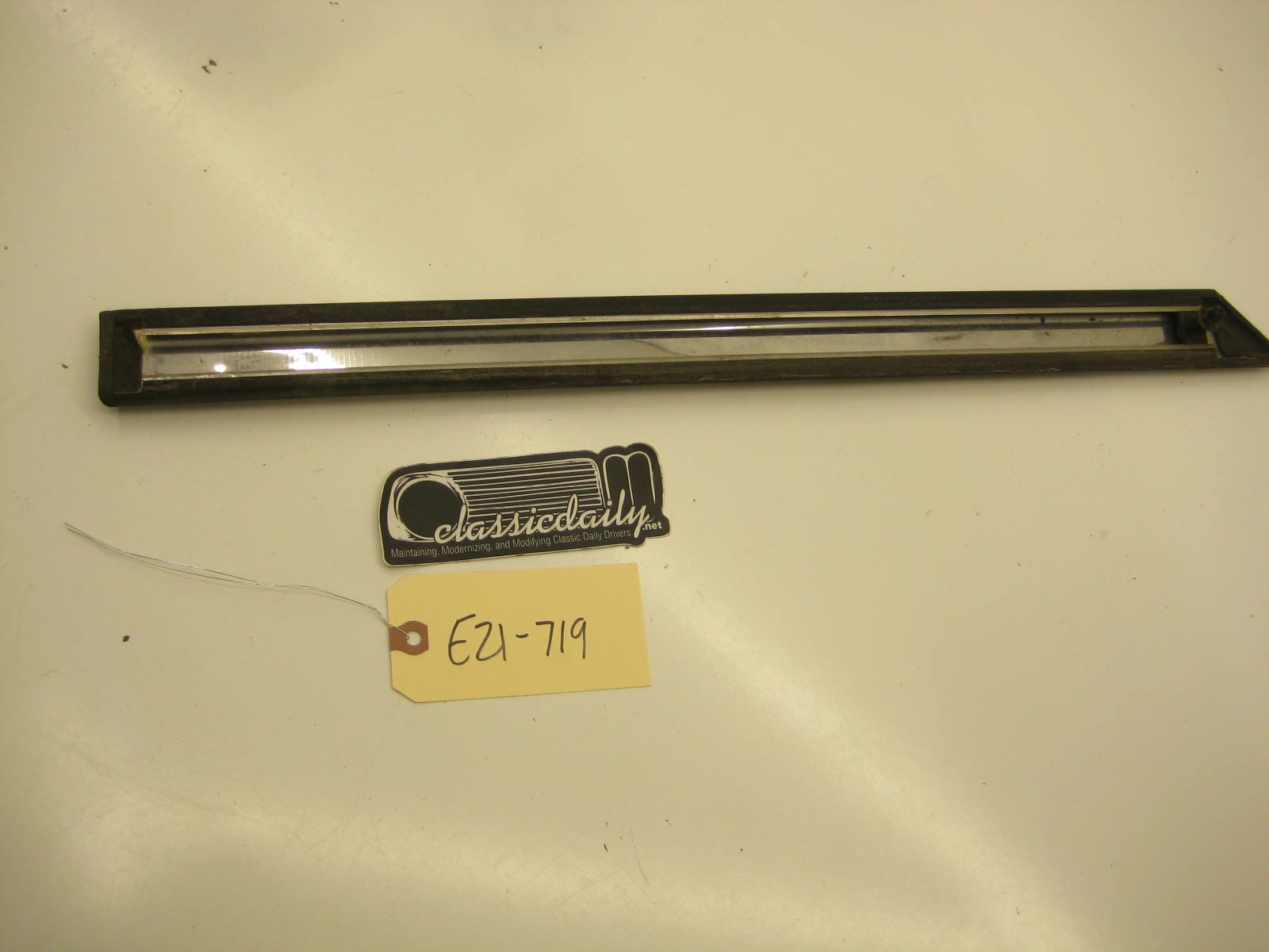 bmw e21 320 passenger left rear seat belt c pillar mounted