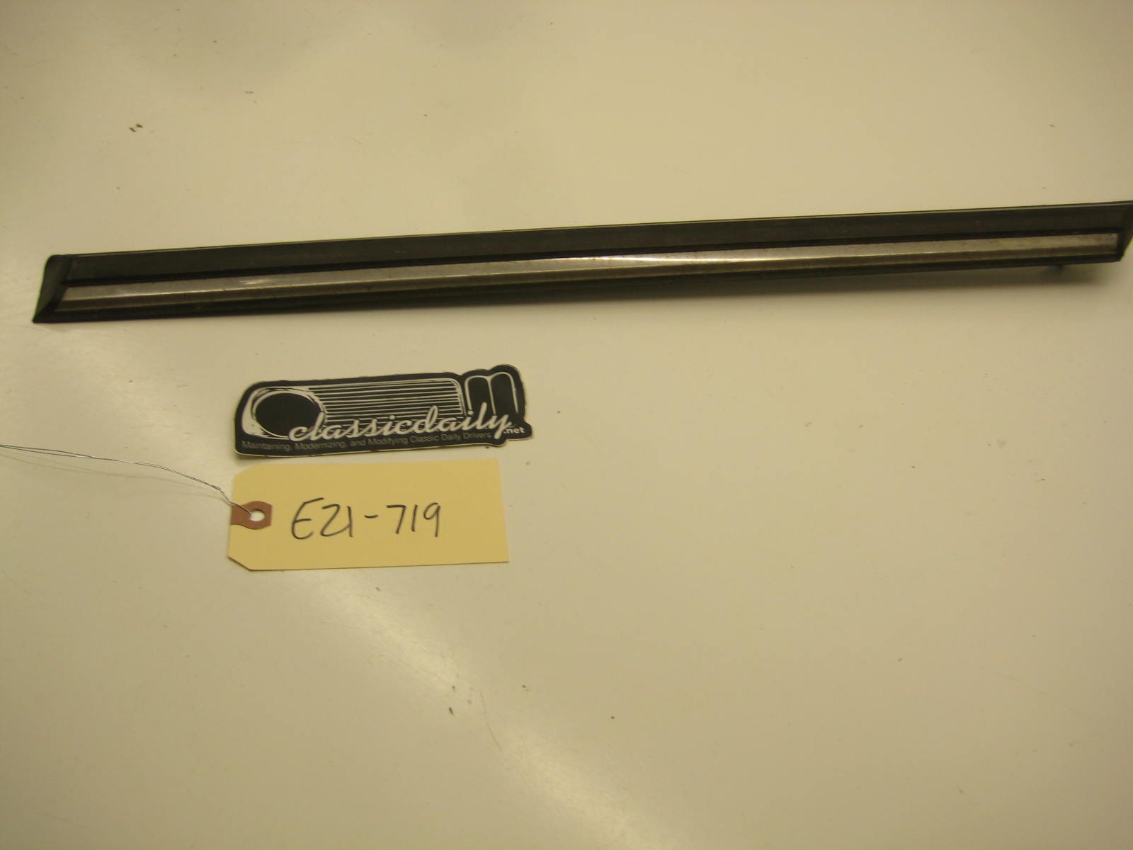 bmw e21 320 passenger left rear seat belt c pillar mounted