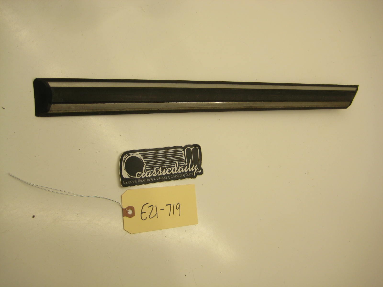 bmw e21 320 passenger left rear seat belt c pillar mounted