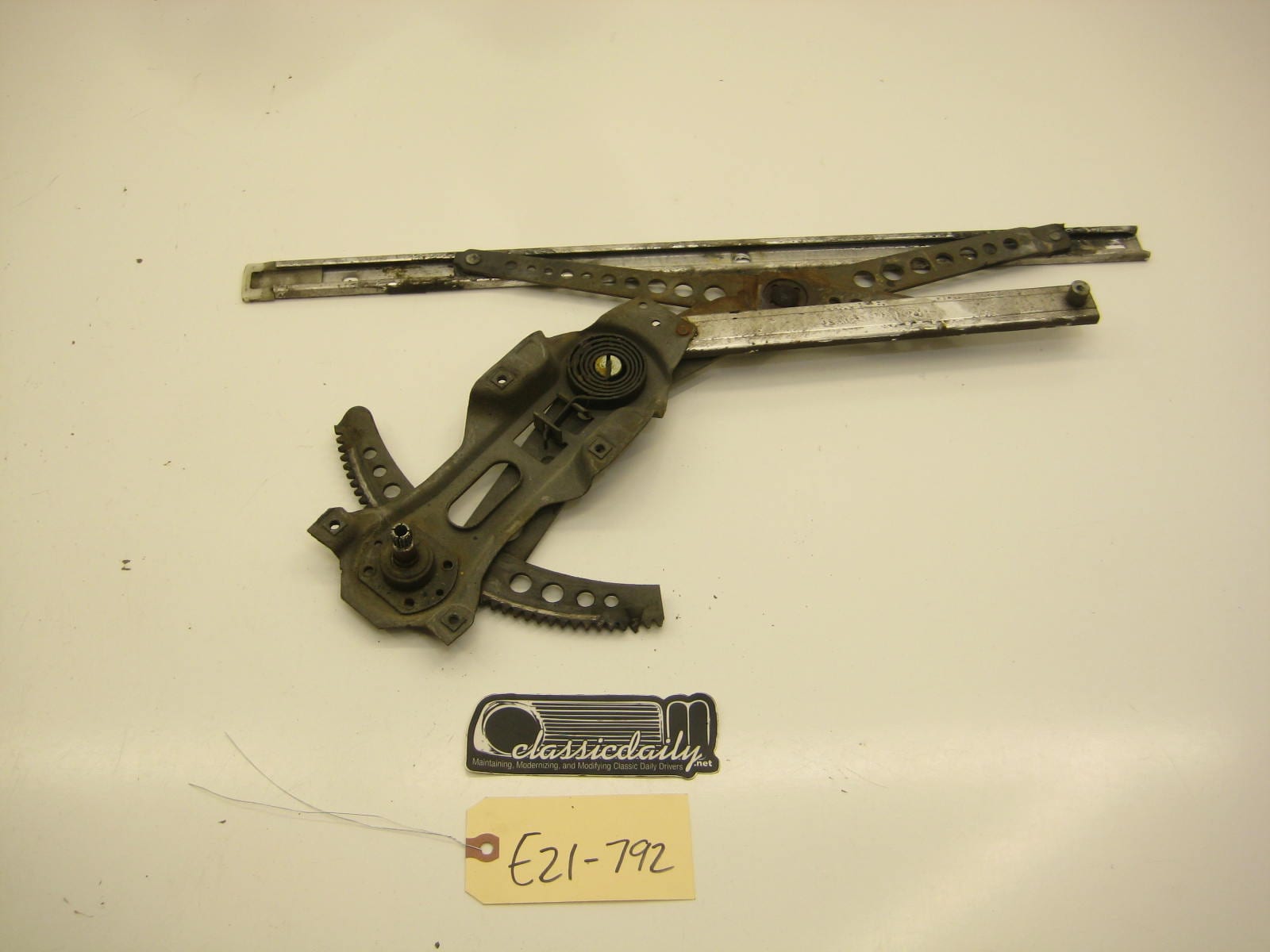 bmw e21 320 passenger right window regulator