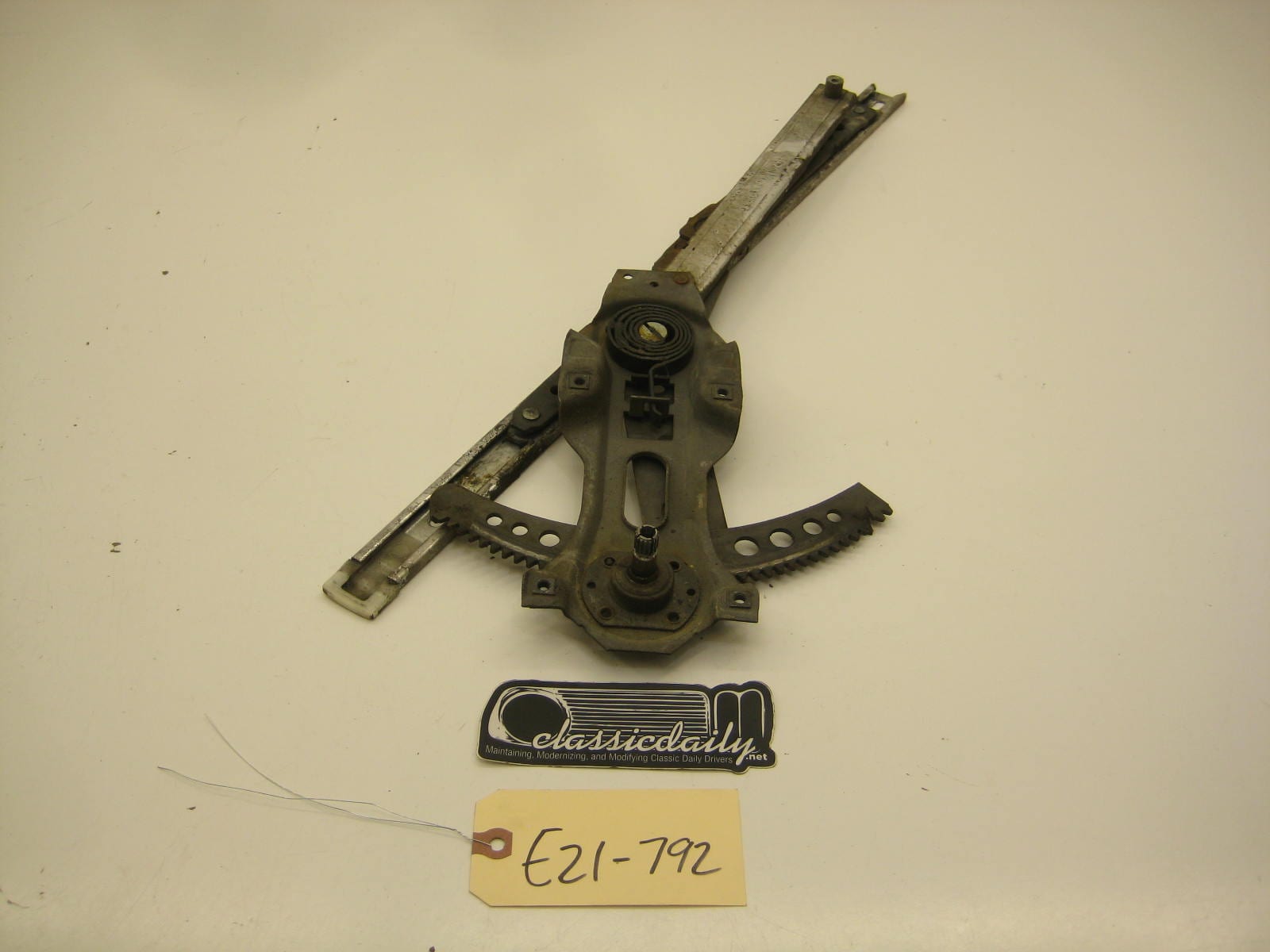 bmw e21 320 passenger right window regulator