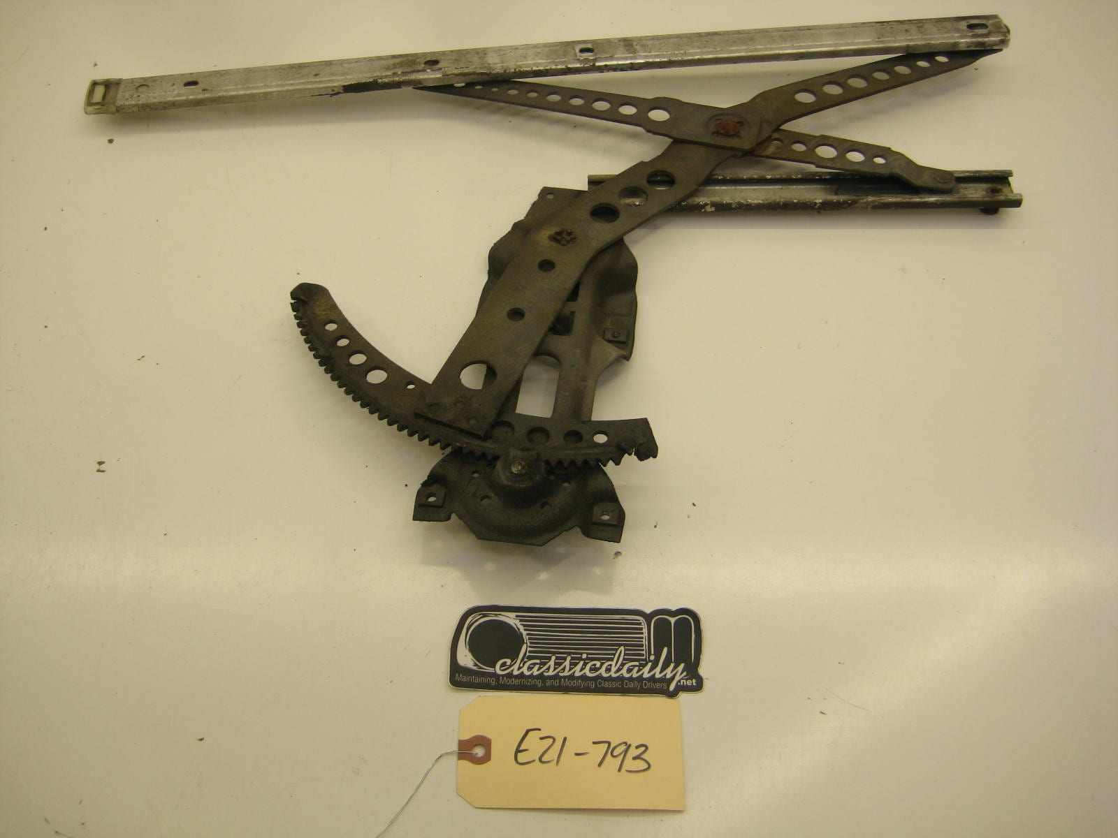 bmw e21 320 driver left window regulator