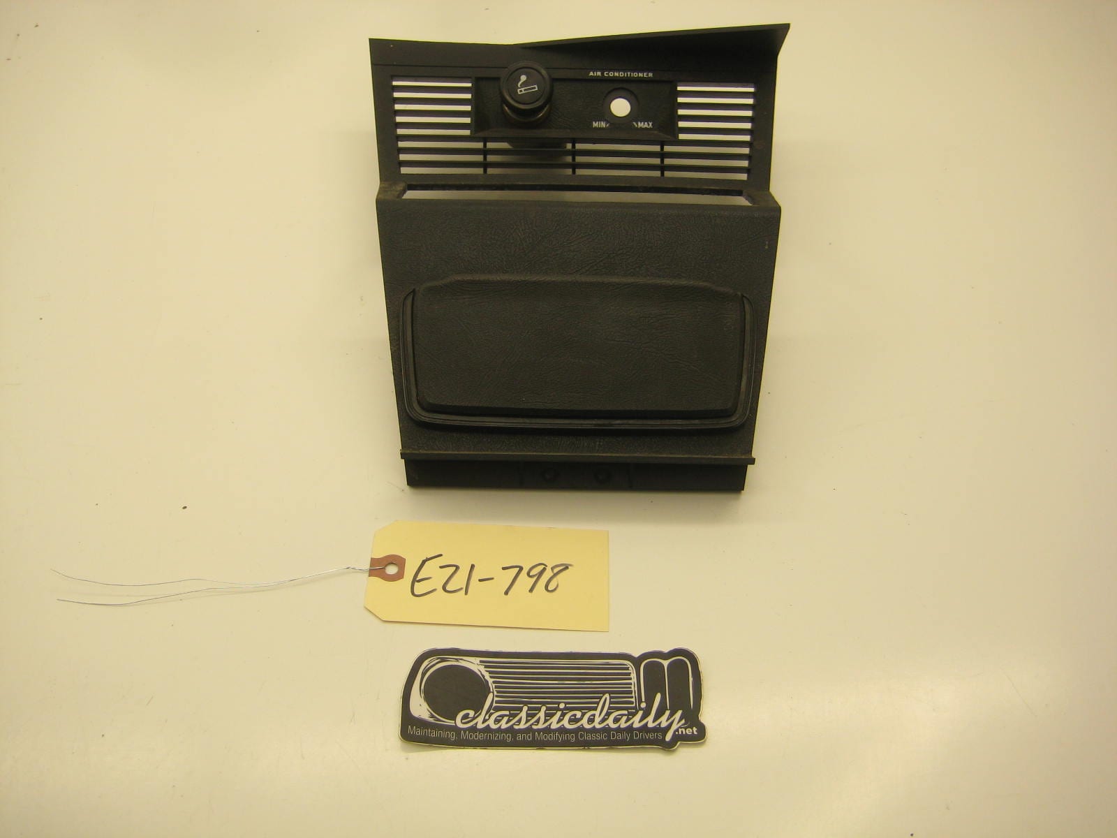 bmw e21 320 center console w cigarette lighter