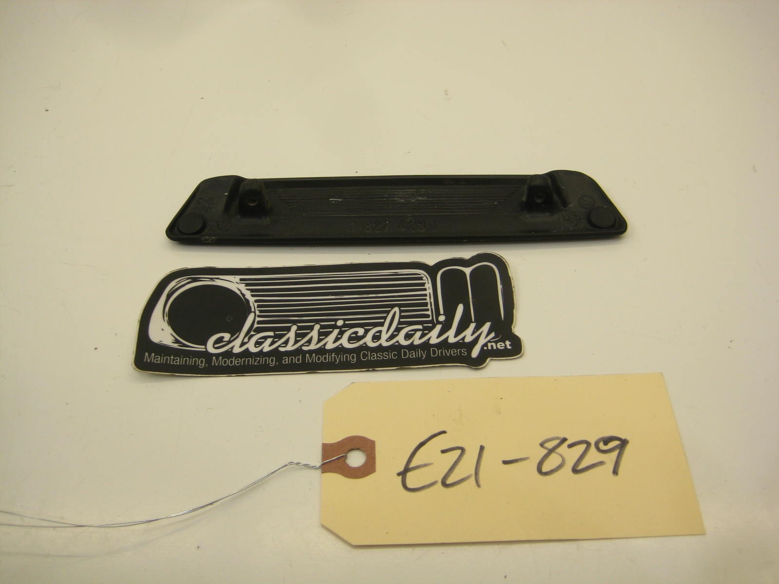 bmw e21 320 exterior door handle left or right black