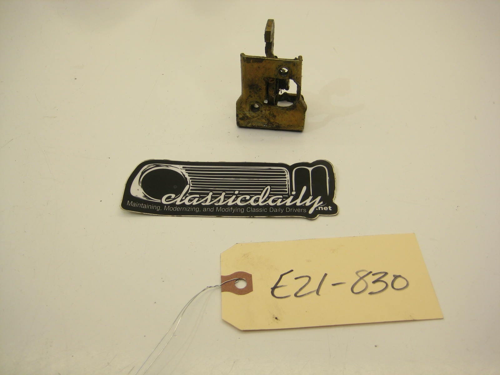 bmw e21 320 trunk latch