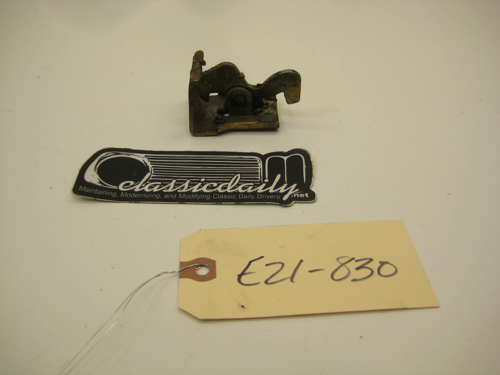 bmw e21 320 trunk latch