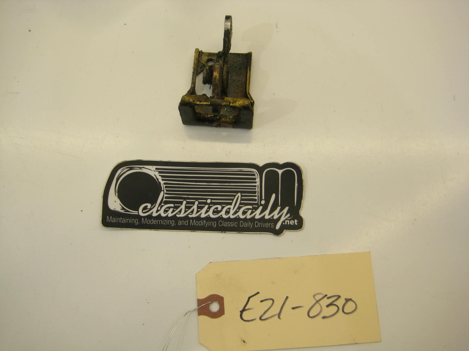 bmw e21 320 trunk latch