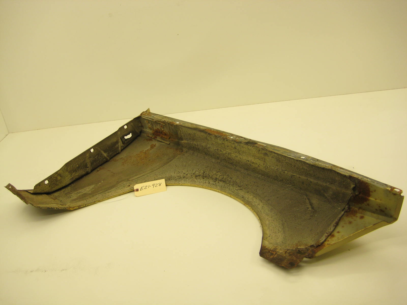 bmw e21 320 drivers left side fender