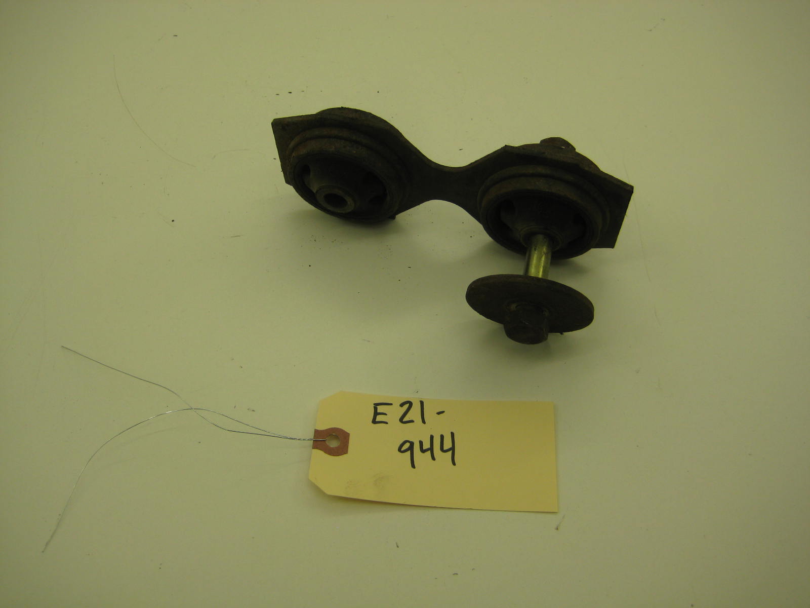 BMW E21 320 Differential Mount