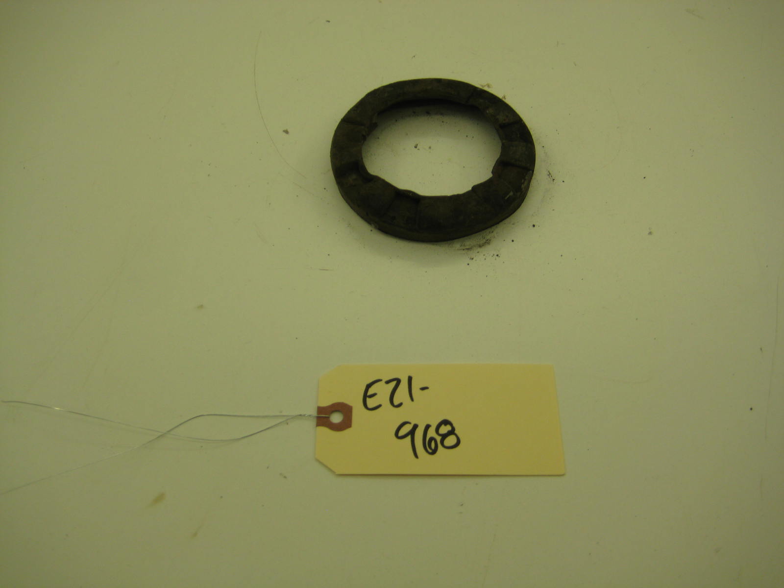 BMW E21 320 Rear Spring Pad 4