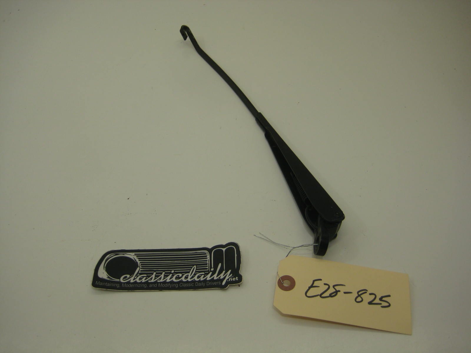 bmw e28 535 535is 528e wiper arm driver left