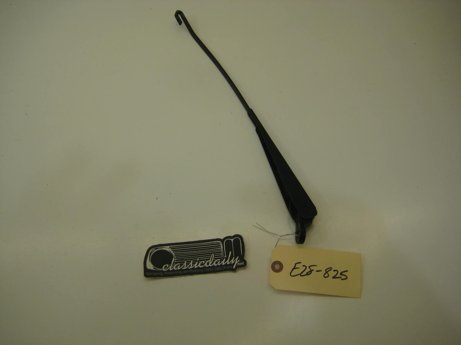 bmw e28 535 535is 528e wiper arm driver left