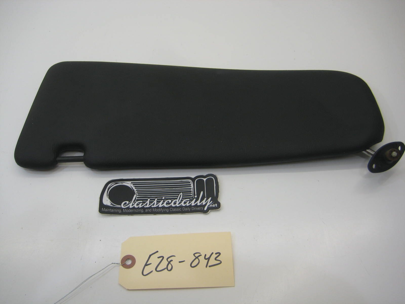 bmw e28 535 535is 528e sun visor passenger right black