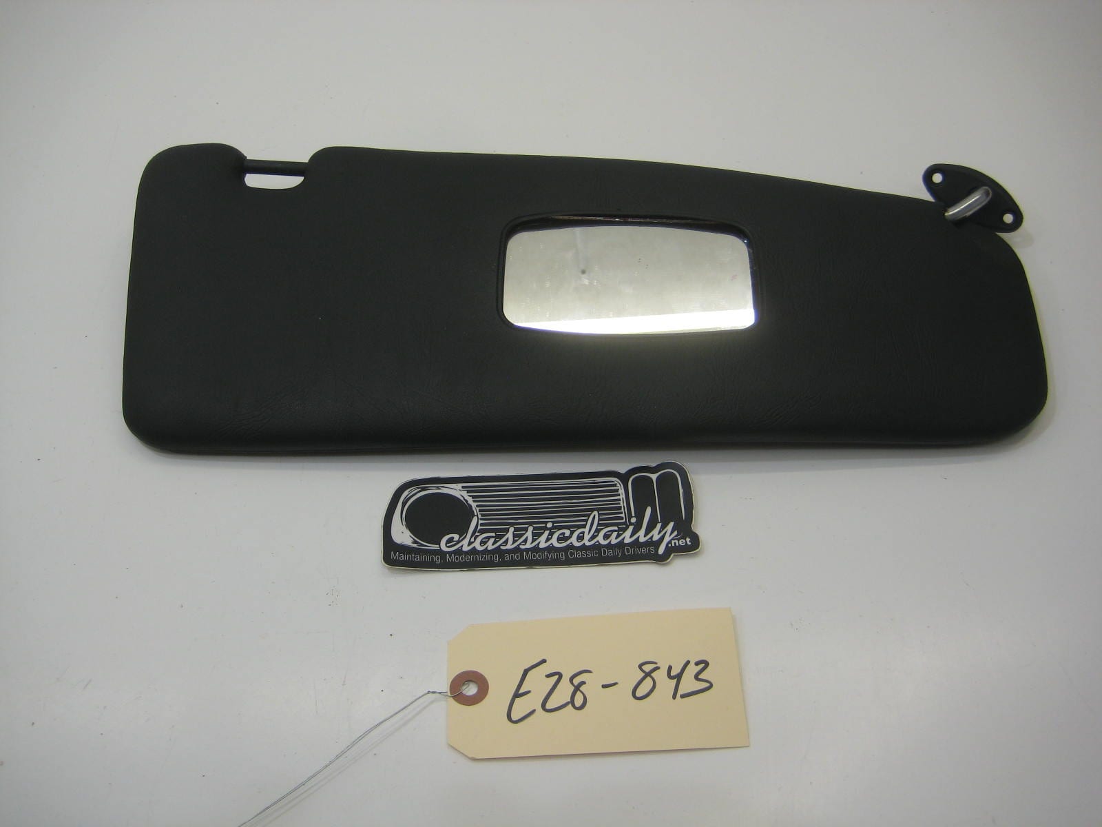bmw e28 535 535is 528e sun visor passenger right black