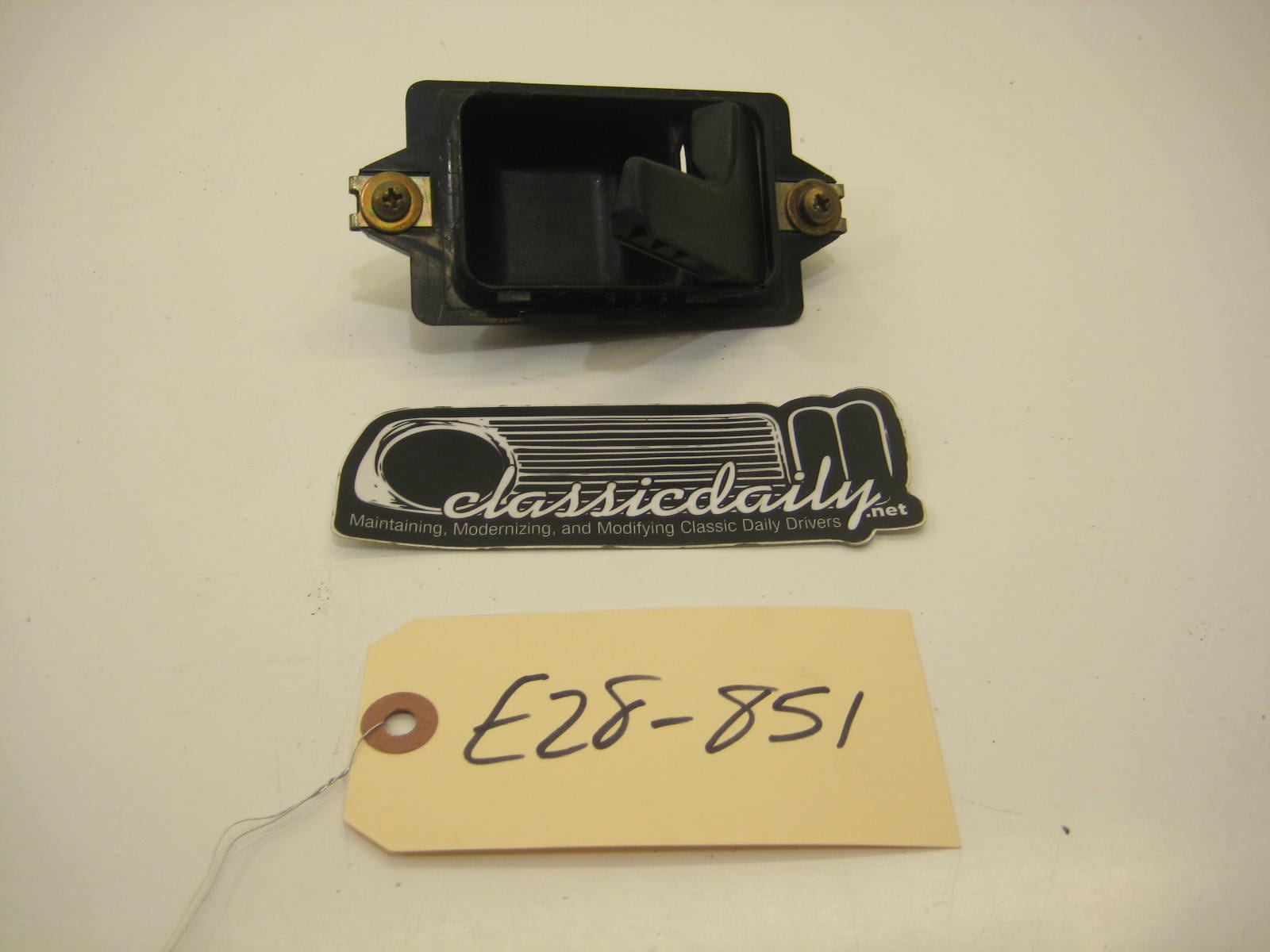 bmw e28 535 535is 528e interior door handle passenger left front rear