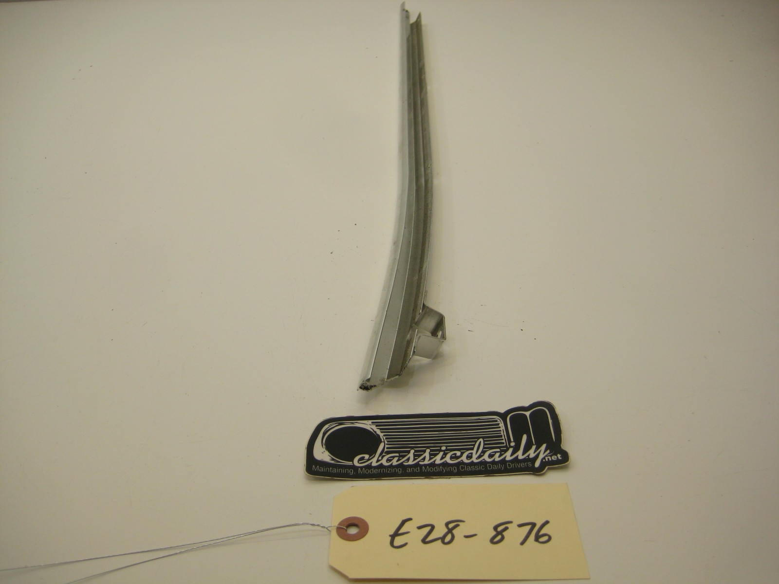 bmw e28 535 535is 528e front passenger right interior window trim