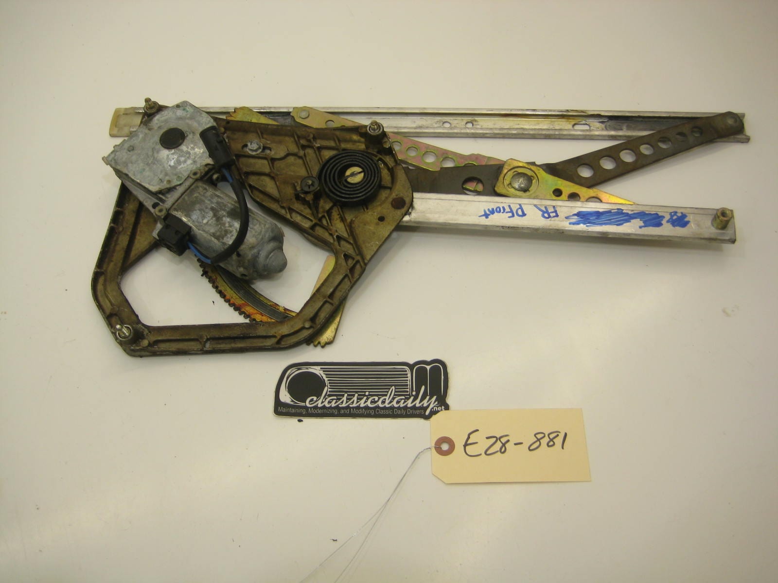 bmw e28 535 535is 528e passenger right front window regulator