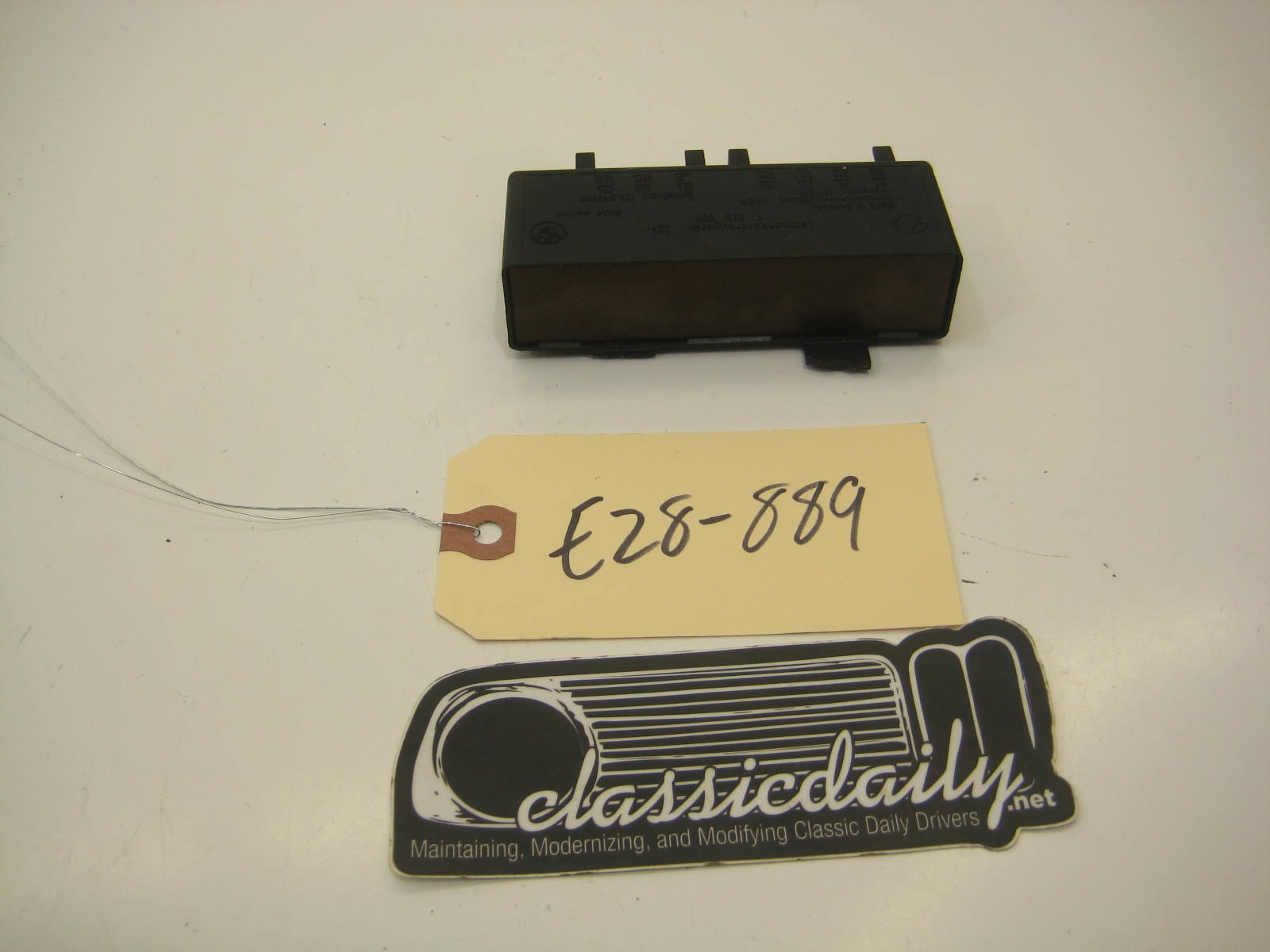 bmw e28 535 535is 528e light lamp control unit 1 375 909