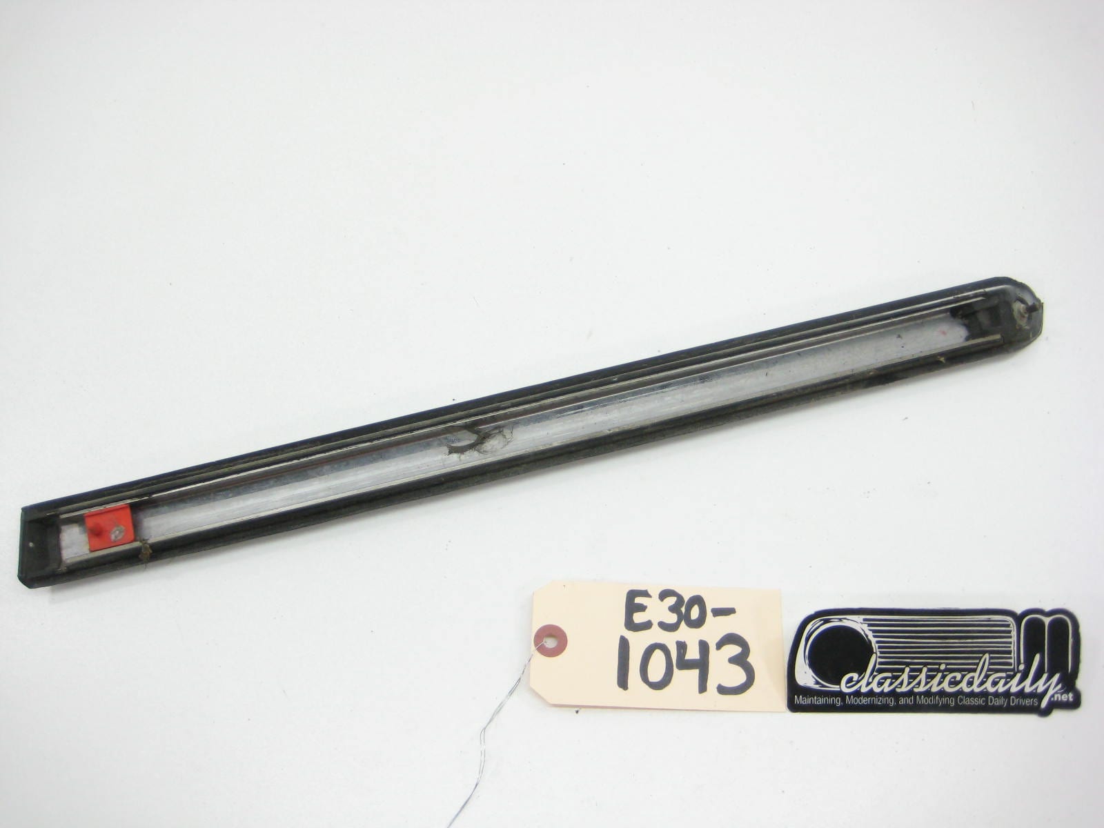 bmw e30 325 318 convertible passenger rear exterior bump trim