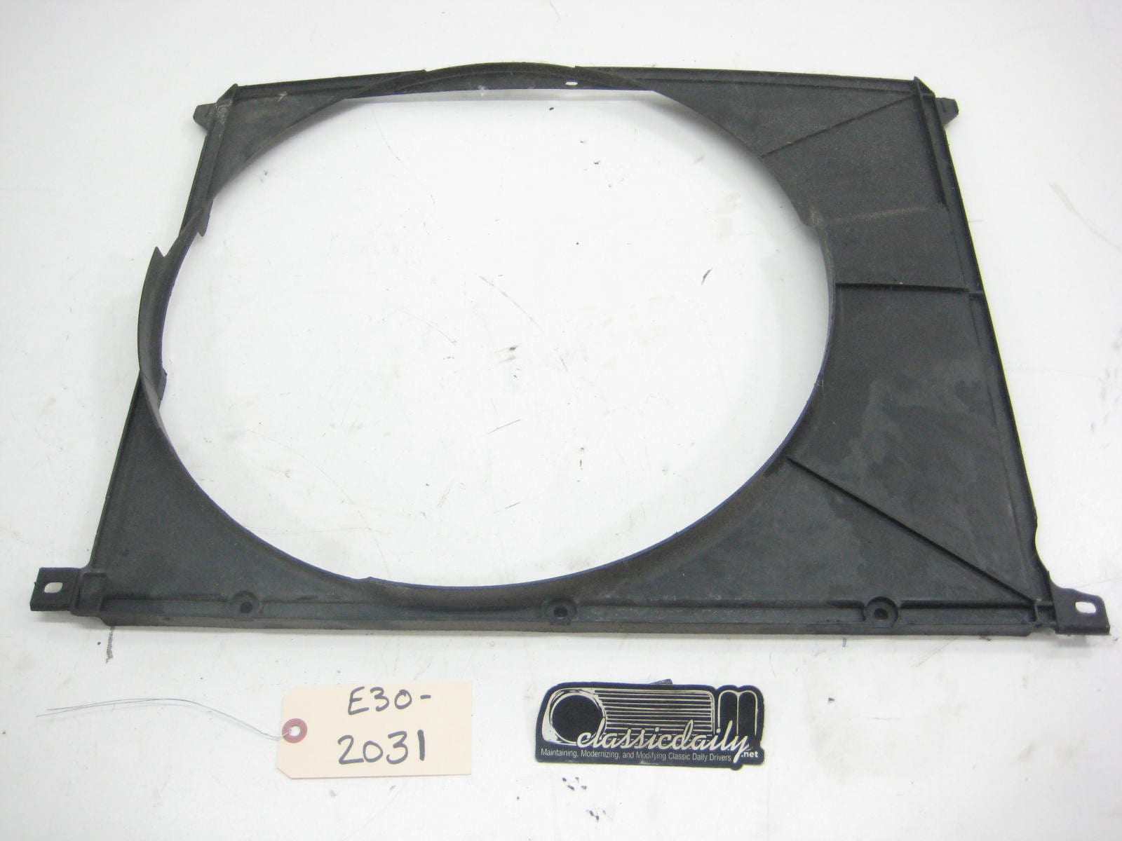 bmw e30 325 318 lower bump trim drivers side fender ix 3