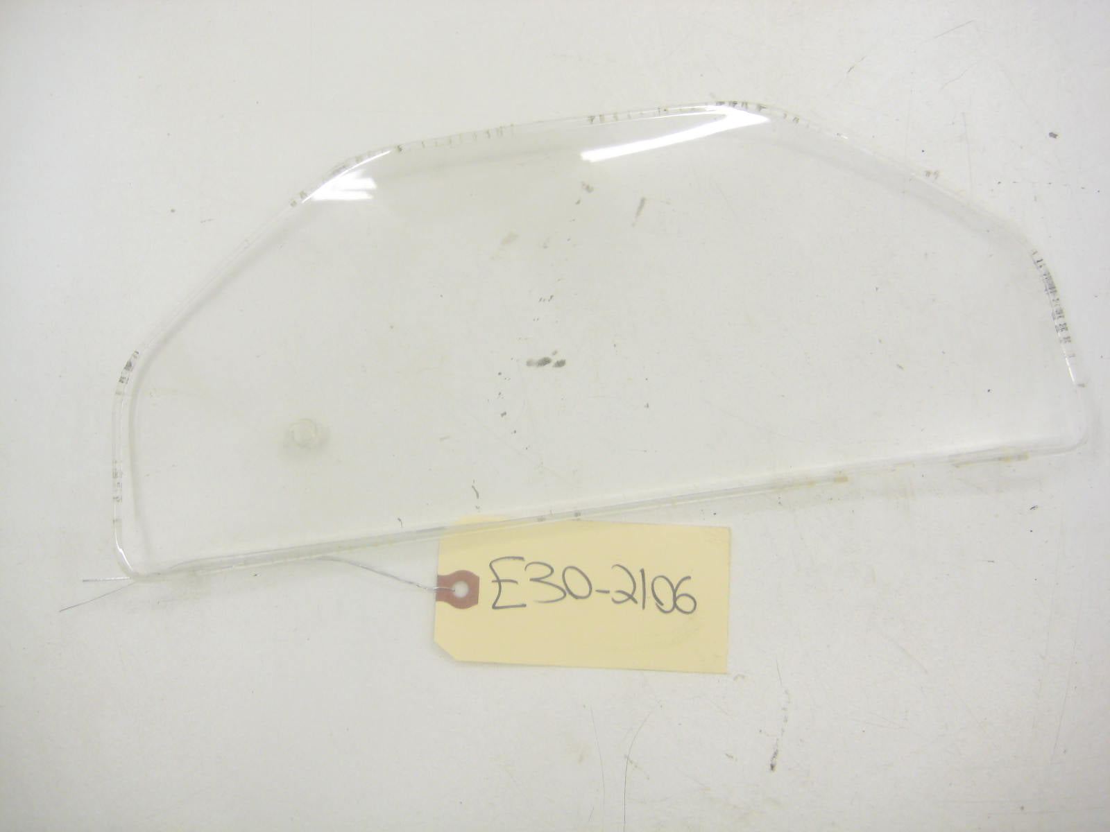 Transparent silicone glue – E30 Clusters