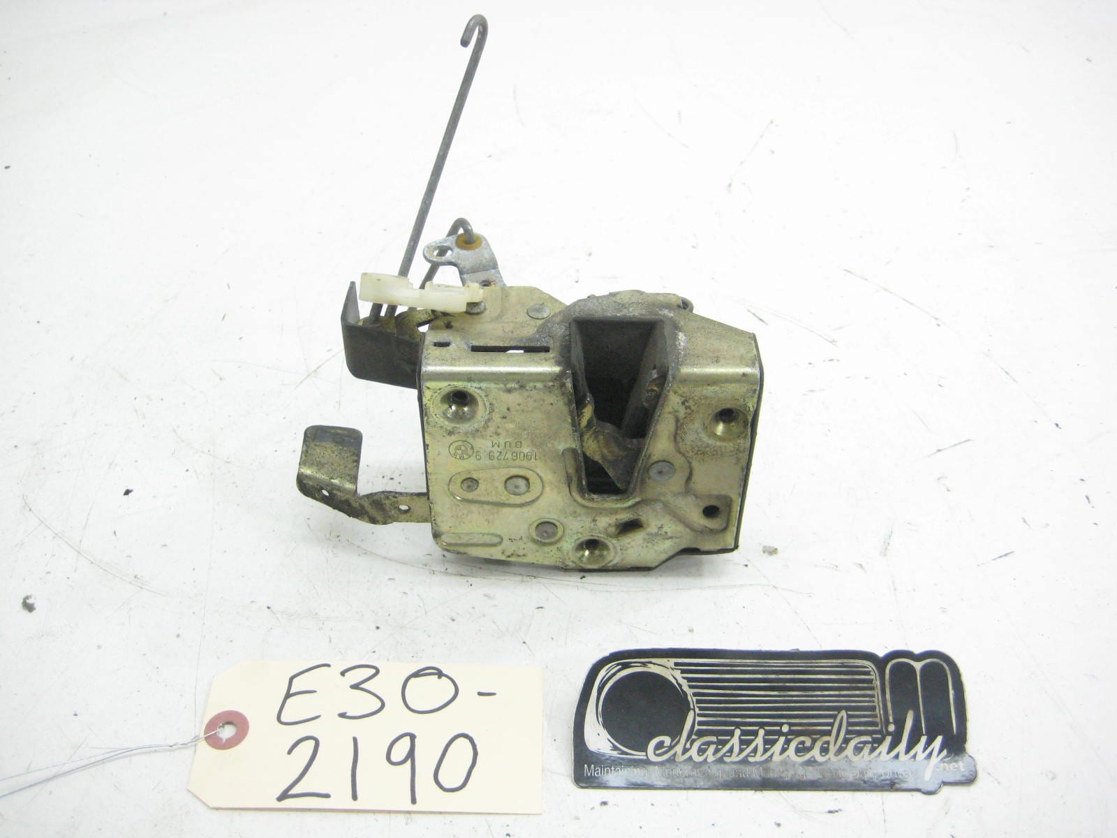 bmw e30 325 318 trunk latch assembly