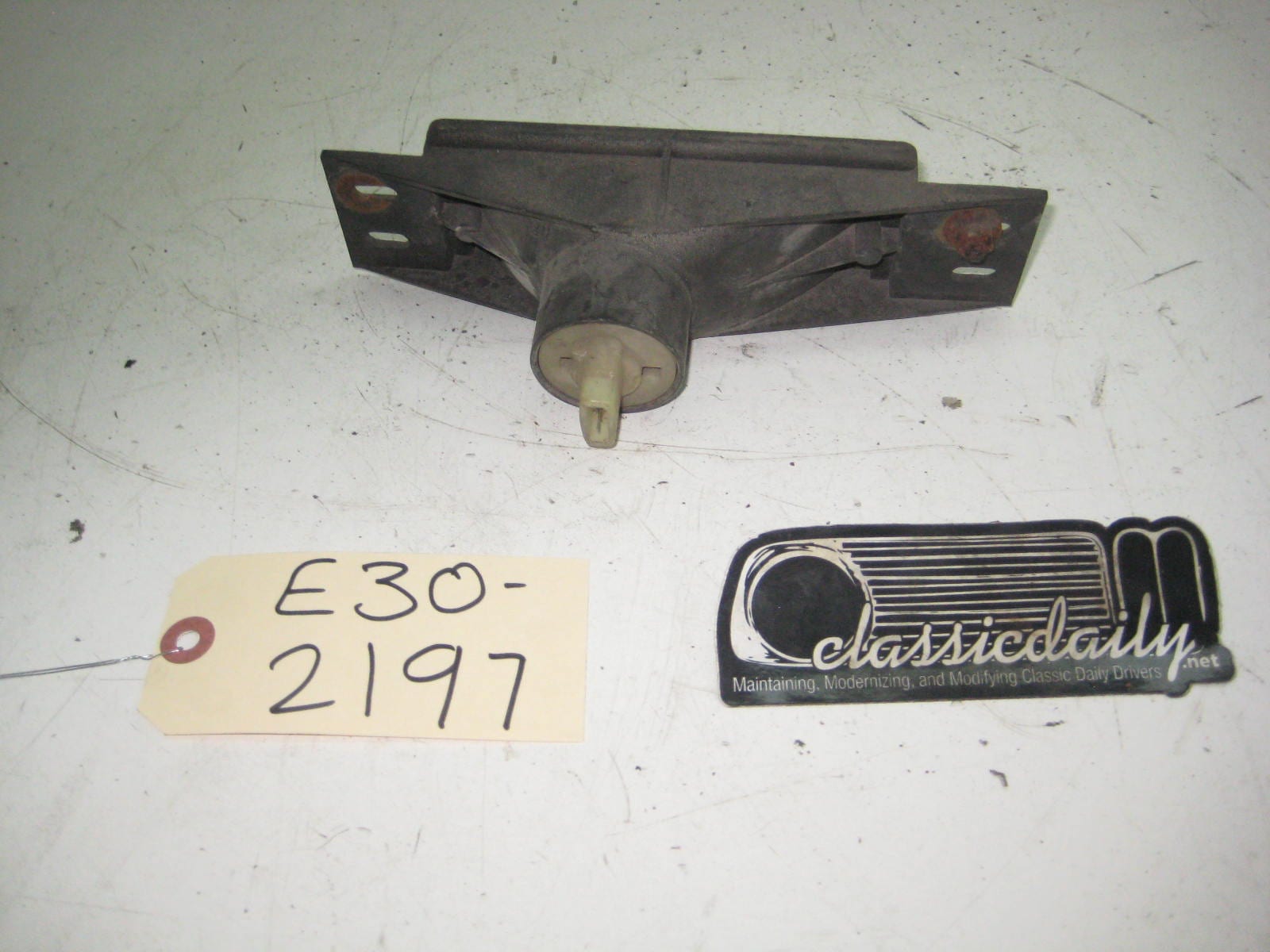 bmw e30 325 318 blinker assembly metal bumper