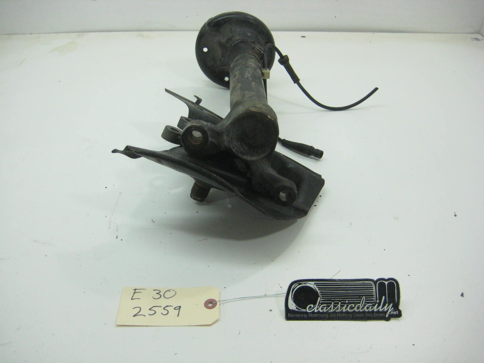 bmw e30 325 318 drivers side front strut