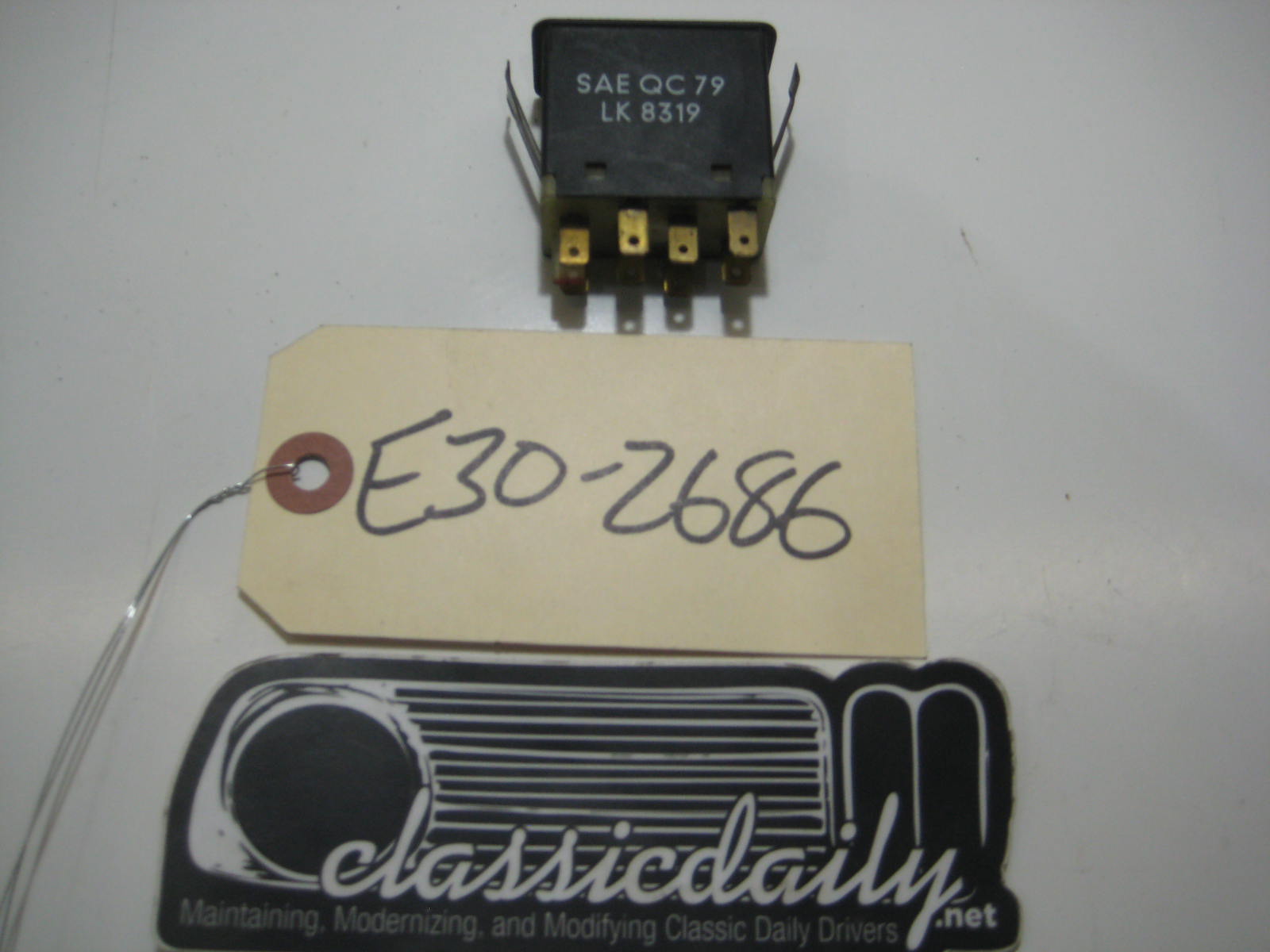 bmw e30 325 318 e30 hazard switch sae qc 79 lk 8319