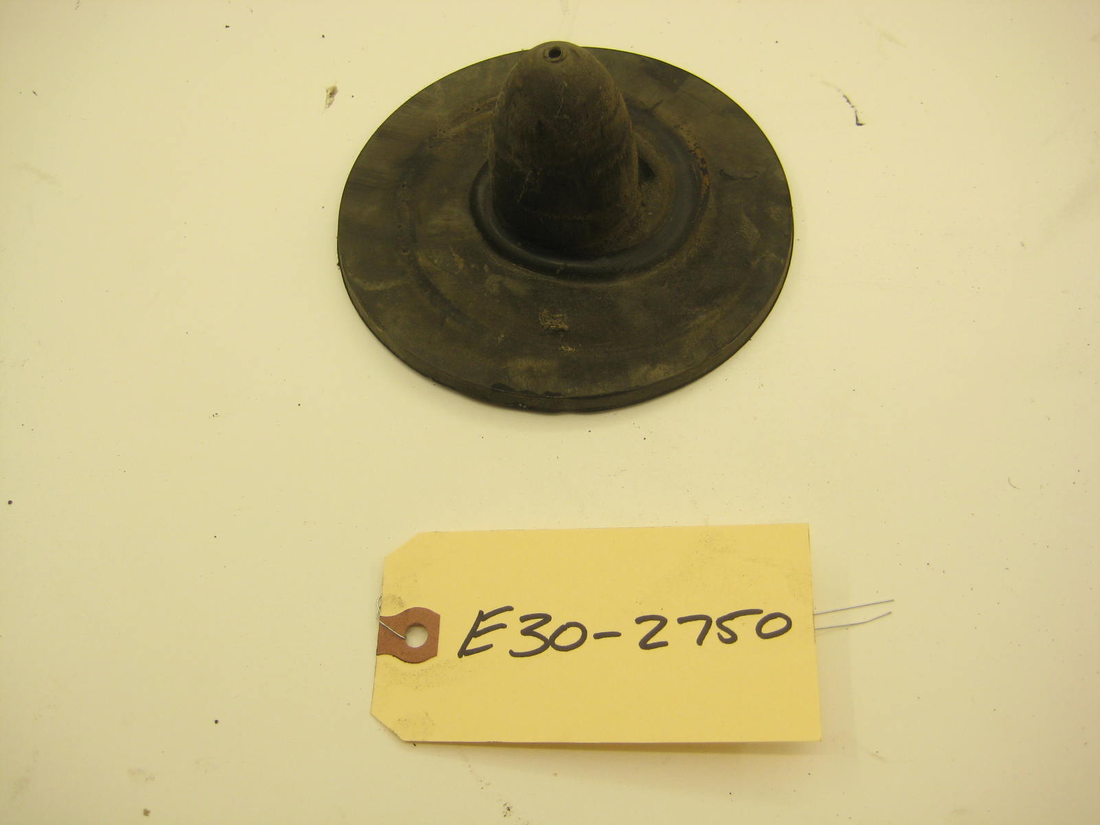 bmw e30 325 318 upper rear spring pad 2