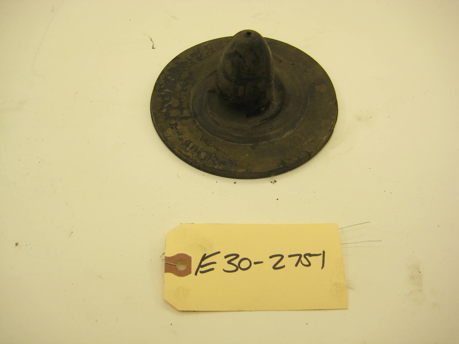 bmw e30 325 318 upper rear spring pad 3