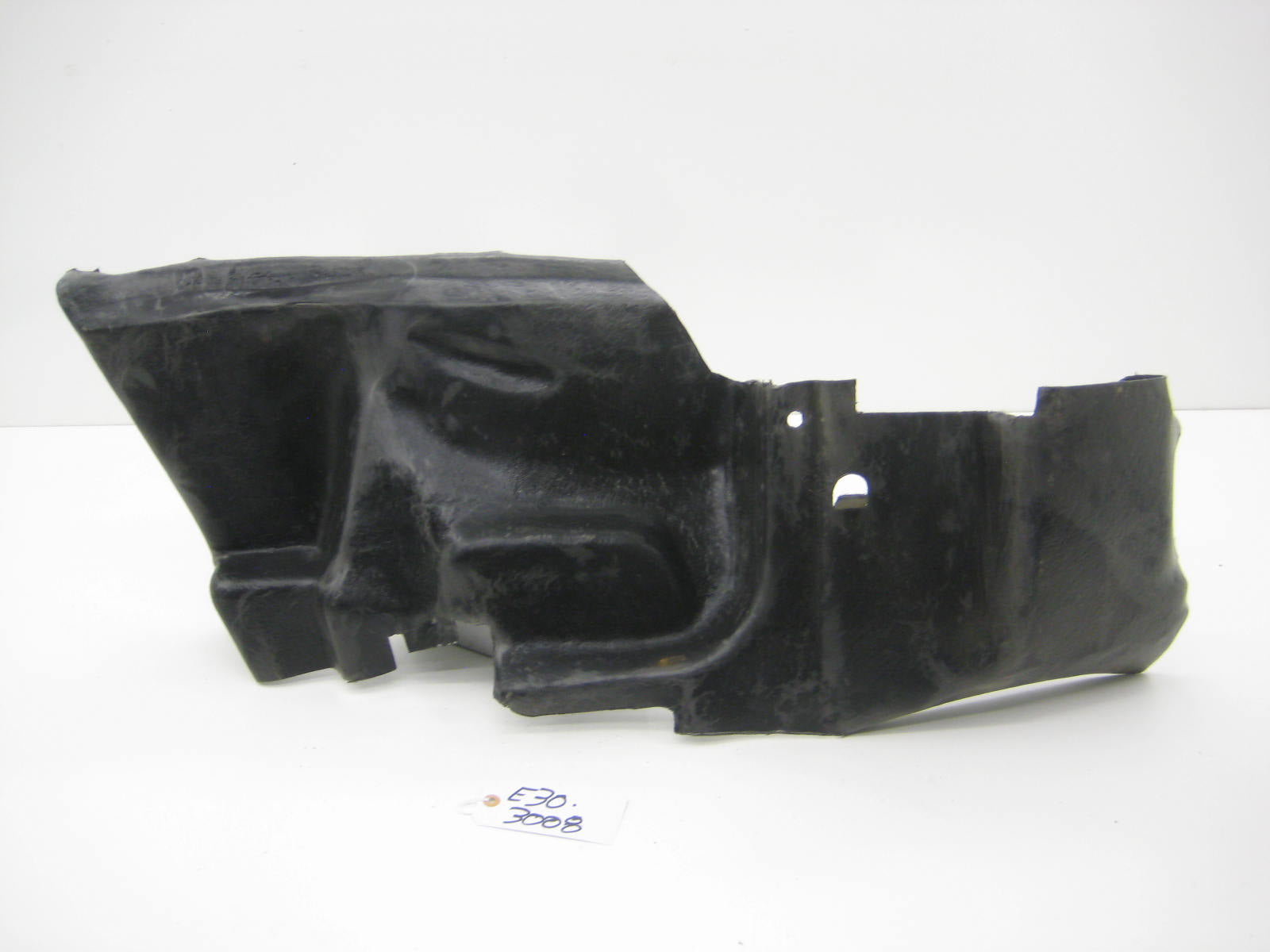 bmw e30 318 325 passenger right trunk side panel